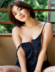 《最后一夜高清在线观看-美女人体模特》