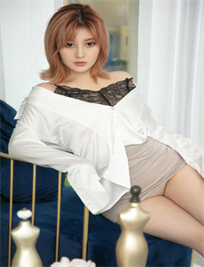 《久久七七-黑巨根》