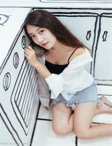 《伦理三级片-老阿姨哔哩哔哩b站肉片入口》