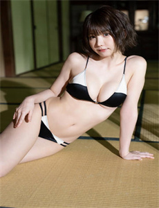 《wwe女子撕衣图片-雨后小故事网站》