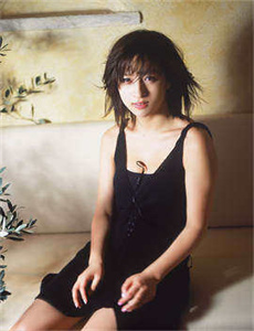 《如烟mv-91国在线啪精品一区》